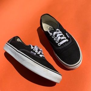 Black Vans